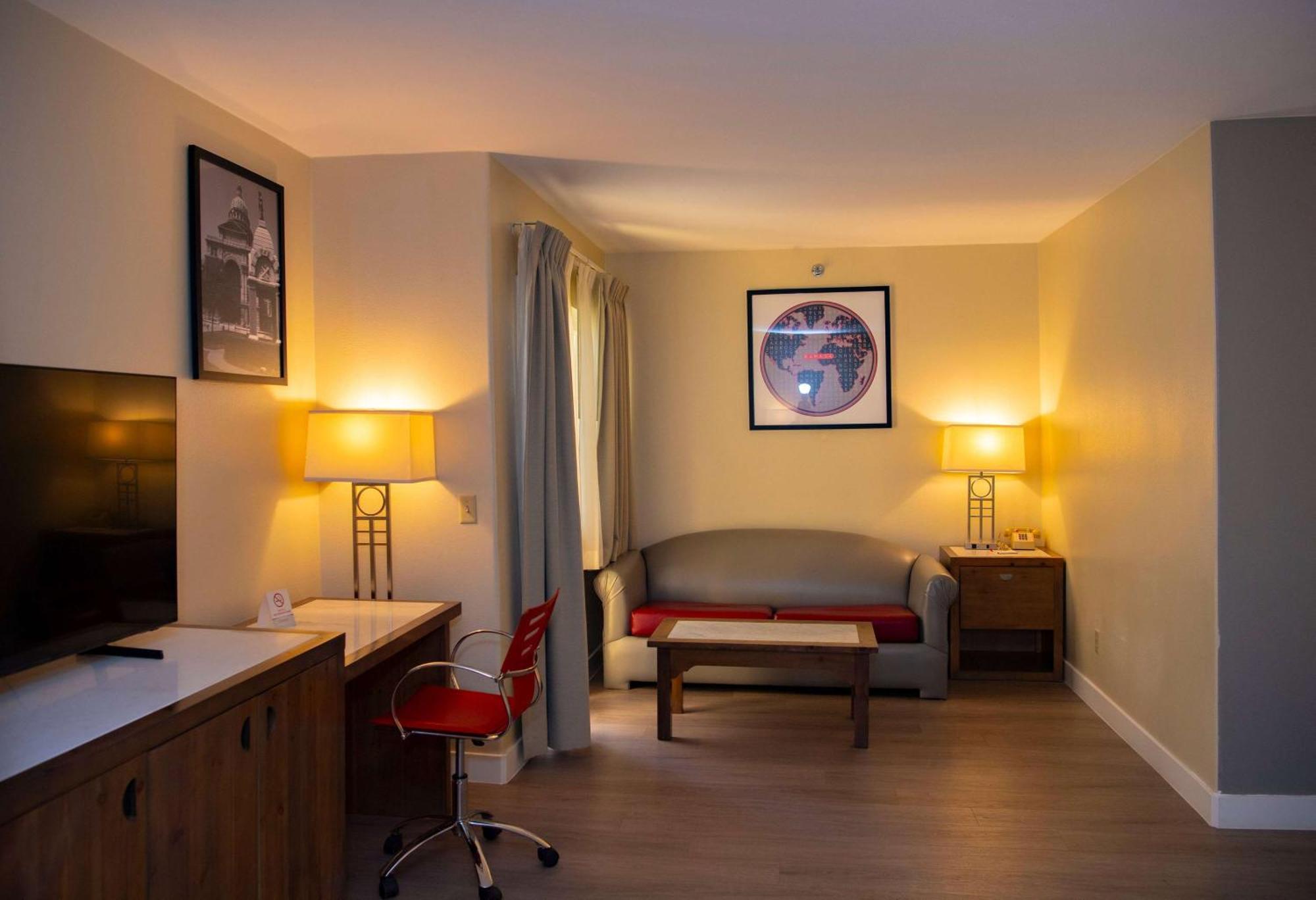 รามาดา พลาซา บาย วินด์แฮม การ์เดน โกรฟ/แอนาไฮม์ เซาท์ Hotel การ์เดนกรูฟ ภายนอก รูปภาพ