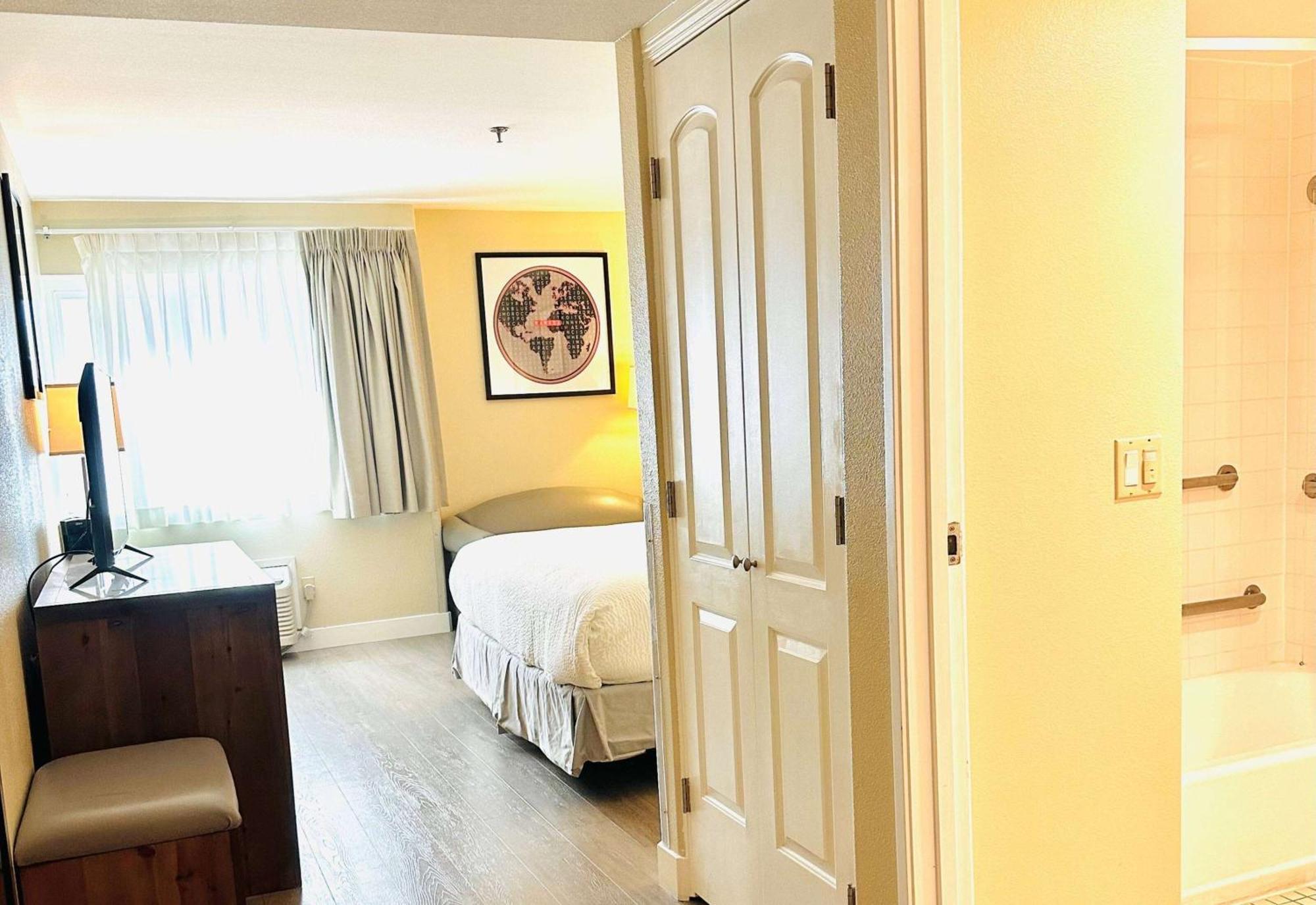 รามาดา พลาซา บาย วินด์แฮม การ์เดน โกรฟ/แอนาไฮม์ เซาท์ Hotel การ์เดนกรูฟ ภายนอก รูปภาพ